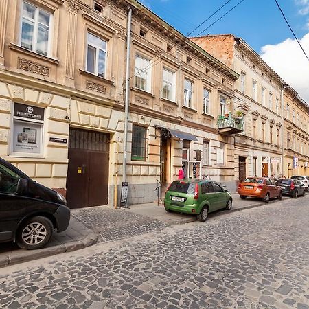Near Opera Apartment Lviv Luaran gambar